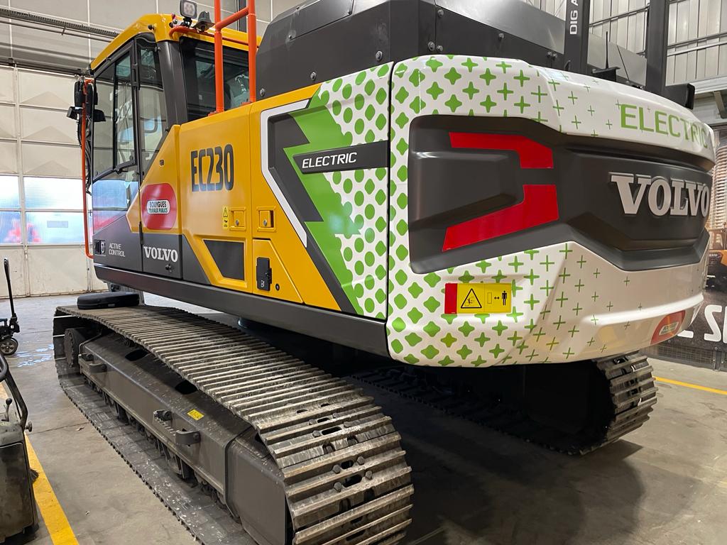 ce76817f-0490-4db9-80dc-28f246fe13bf