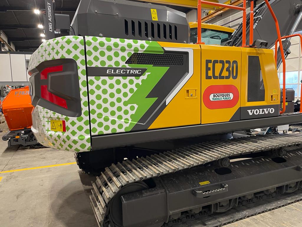 e8ae0b0f-cdb6-4dc8-82f8-e5b3d4491b61